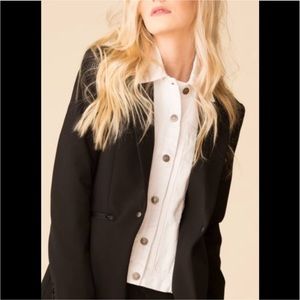 $249 Veronica Beard Slate Dickey Insert cream denim with silver buttons